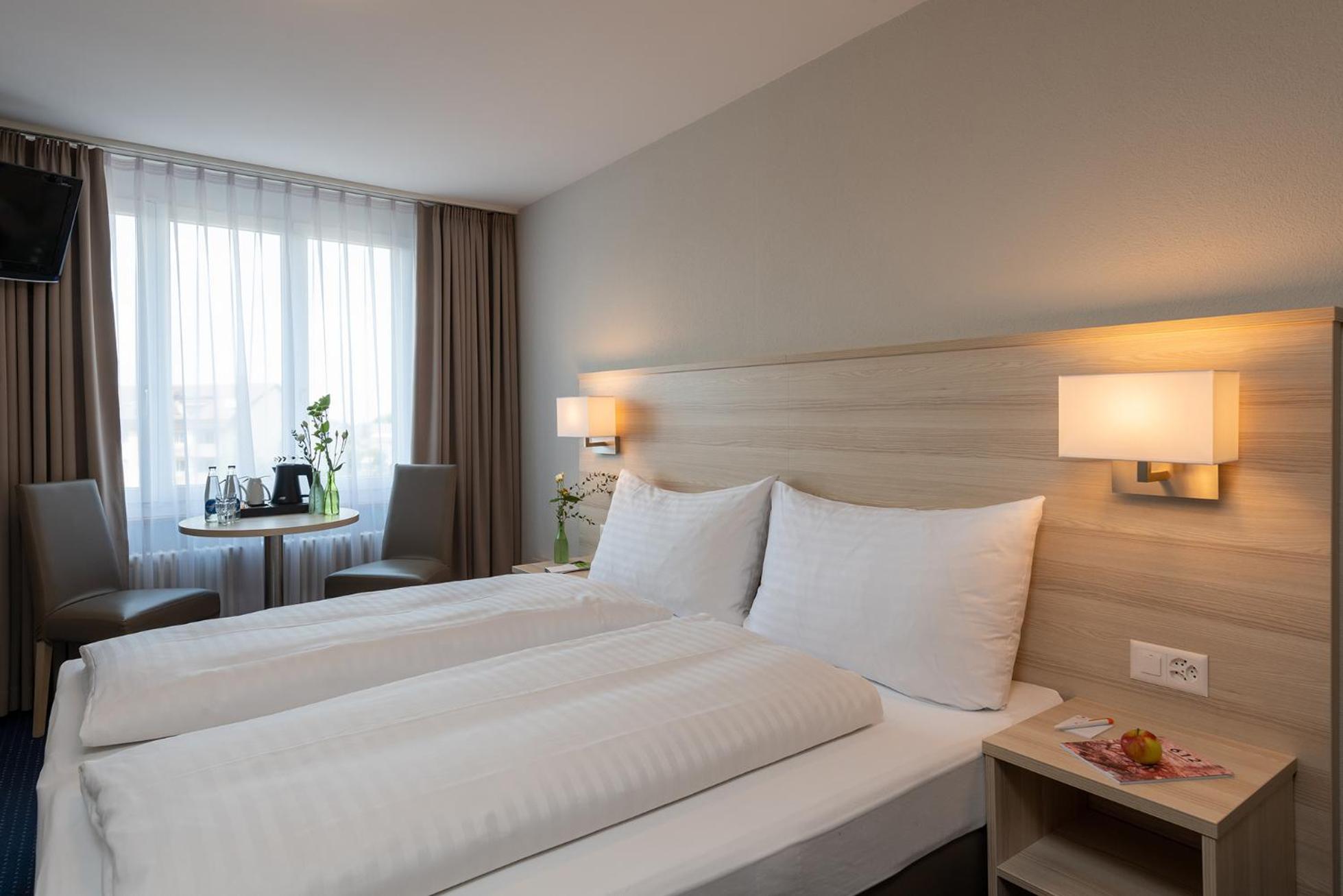Hotel Garni Roessli Wittenbach Bagian luar foto