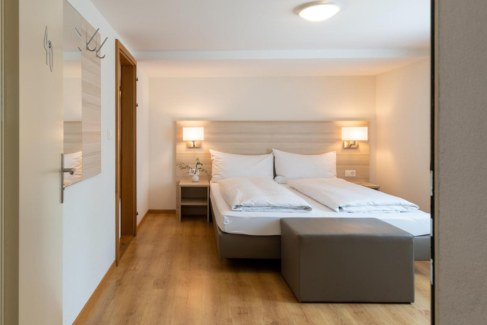 Hotel Garni Roessli Wittenbach Bagian luar foto