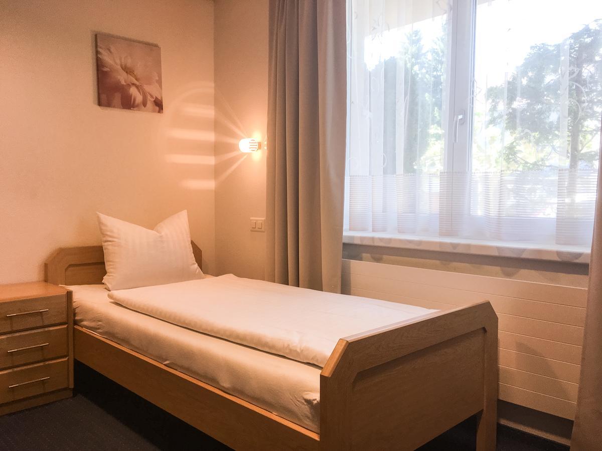Hotel Garni Roessli Wittenbach Bagian luar foto